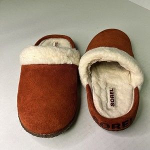 SOREL Women's Casual Shoes Slippers in Carnelian Red Nakiska Size 8